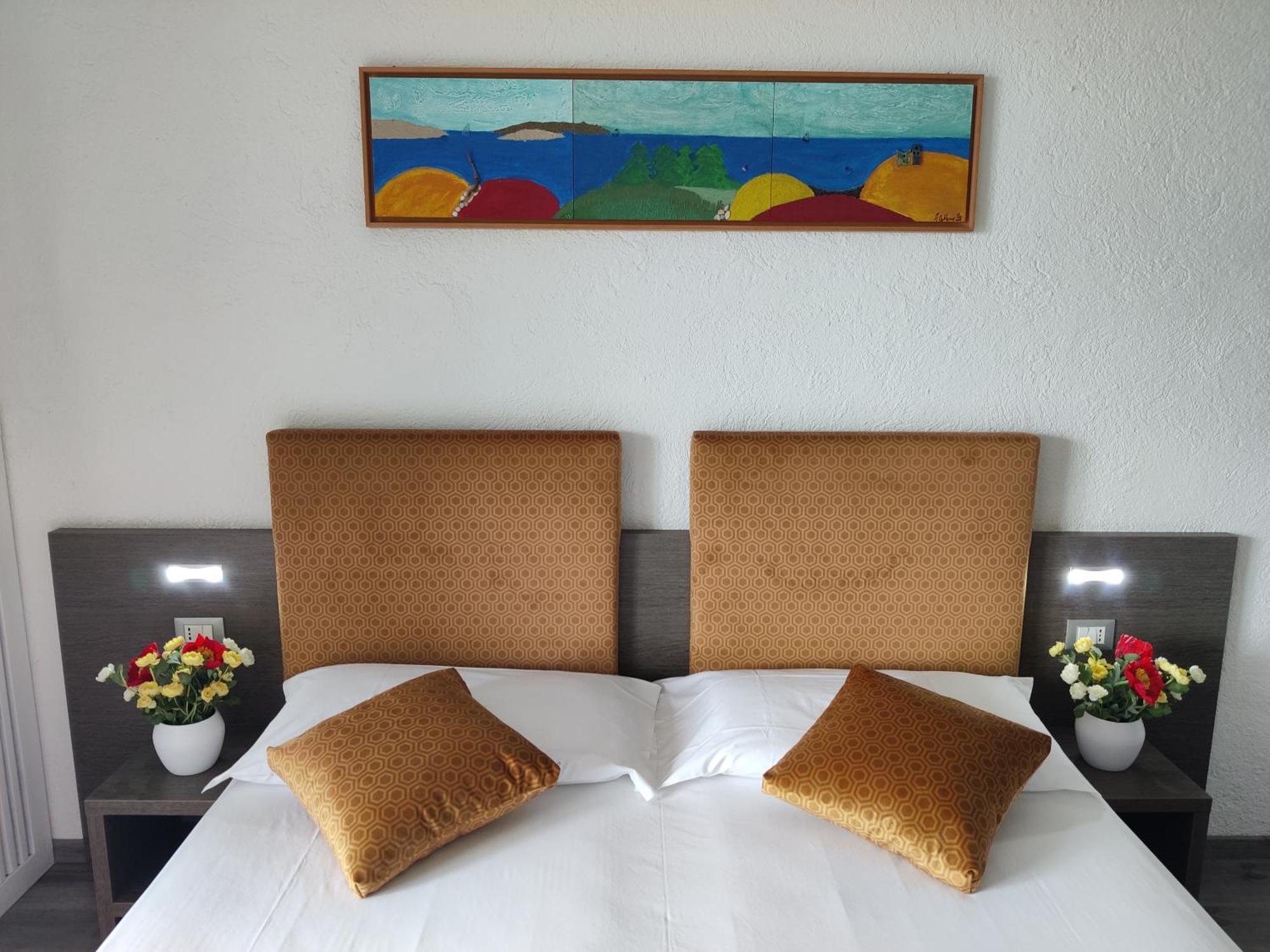 Gardesana Active Apartments มัลเชซิเน ภายนอก รูปภาพ