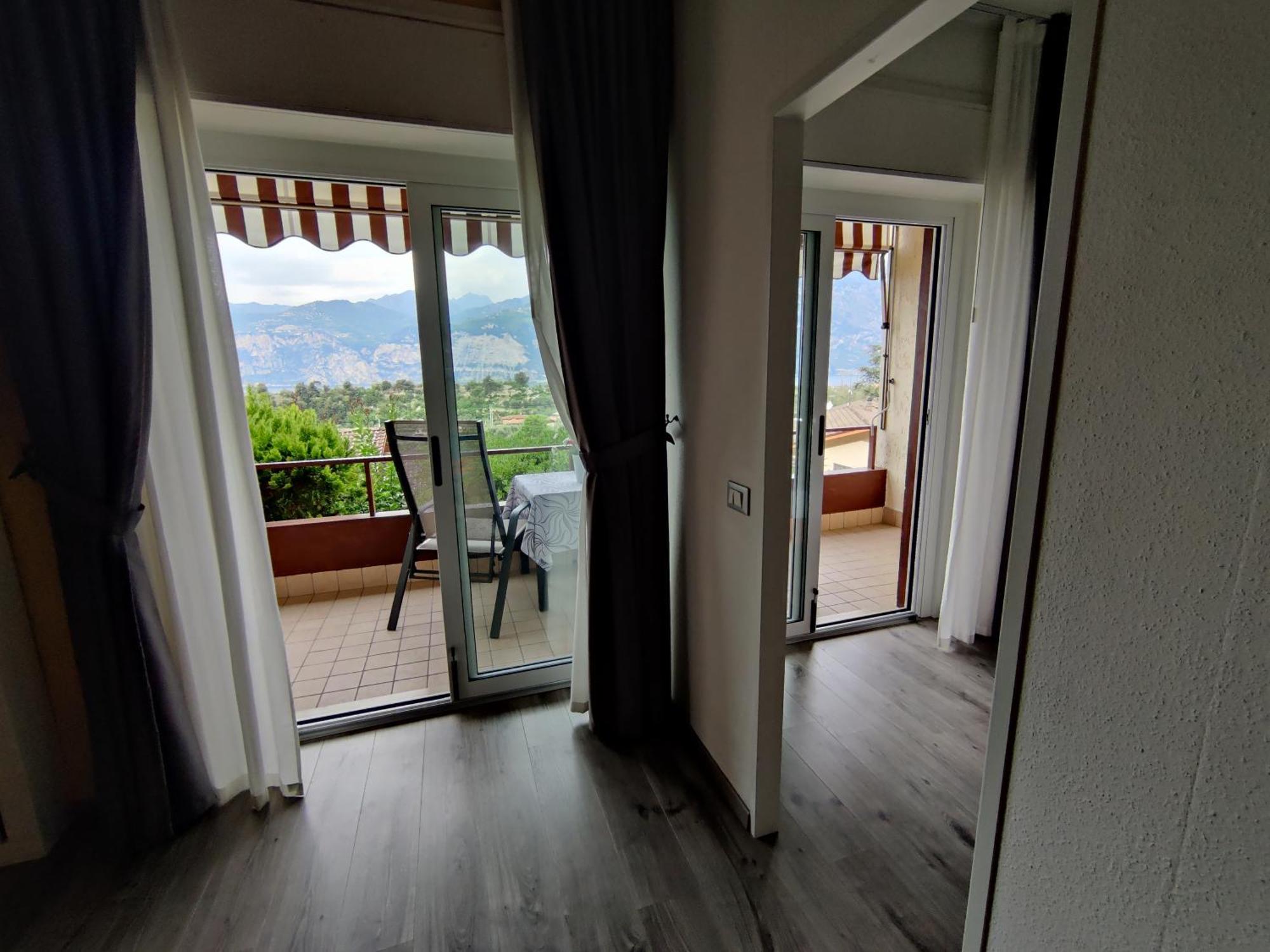 Gardesana Active Apartments มัลเชซิเน ภายนอก รูปภาพ