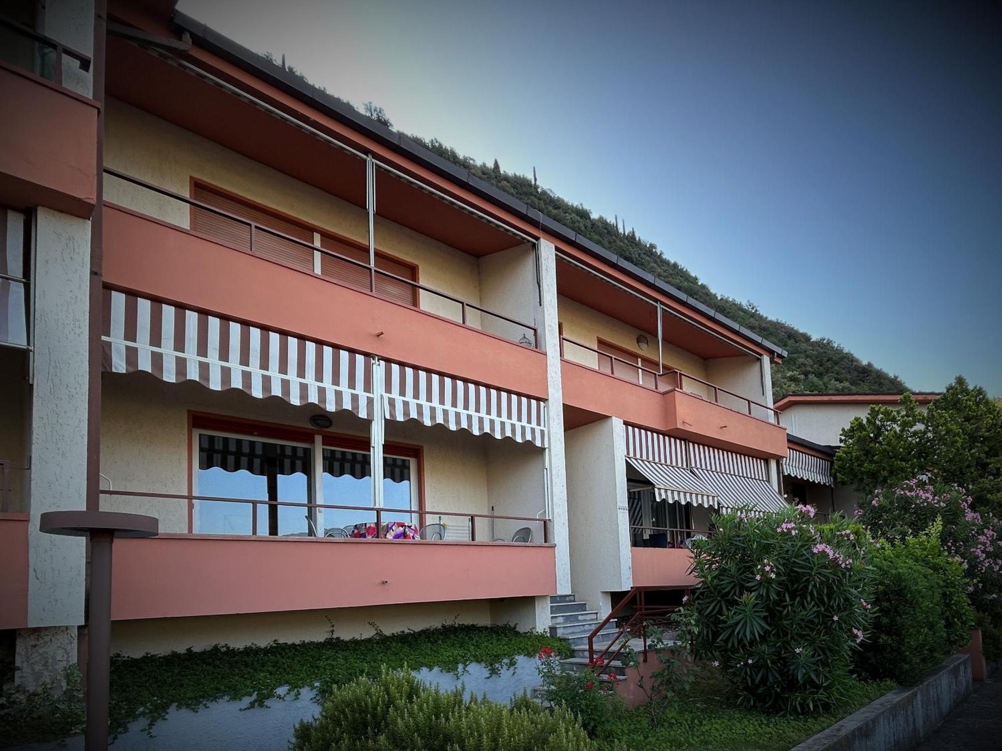 Gardesana Active Apartments มัลเชซิเน ภายนอก รูปภาพ
